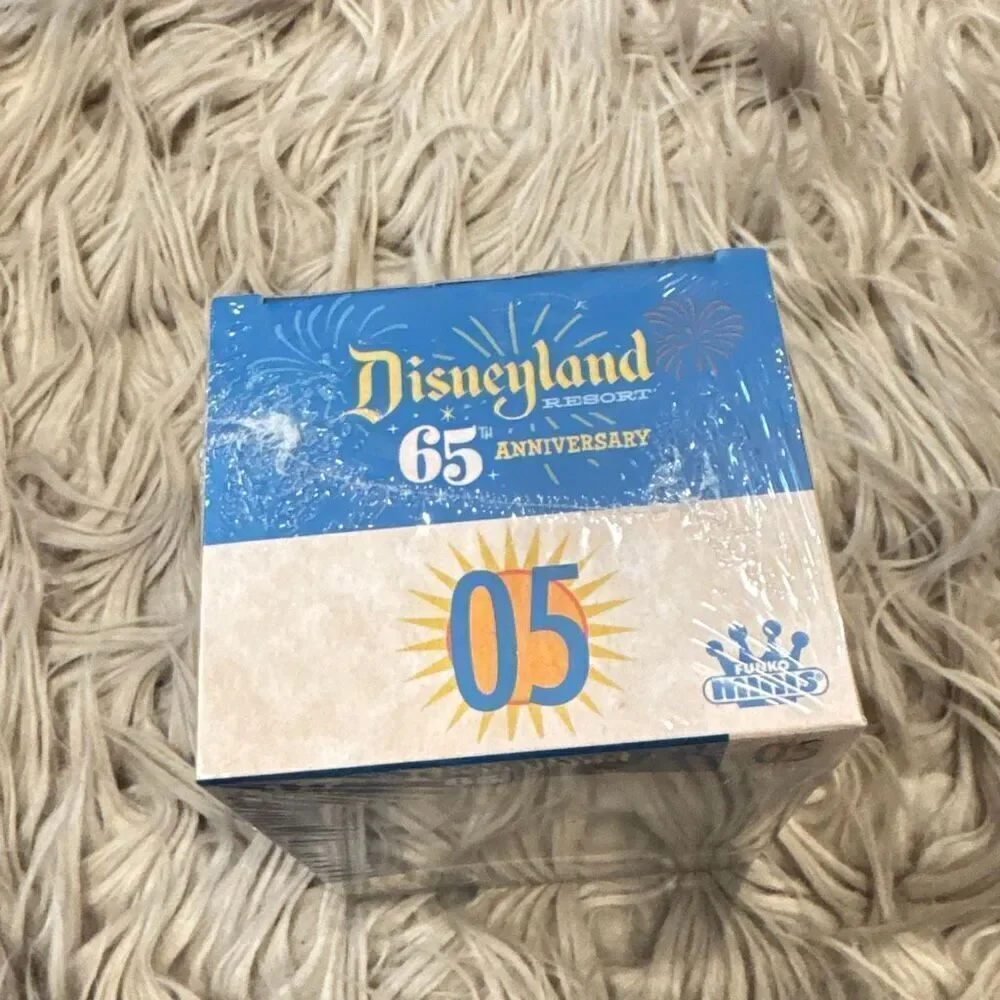 Funko Minis Captain Hook – Disneyland 65th Anniversary #05 (New & Sealed)